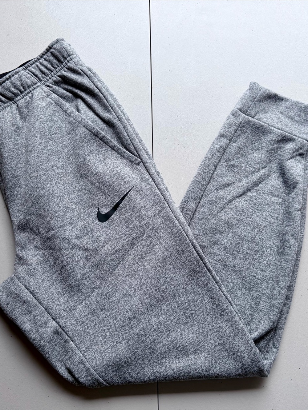 Nike Men’s Grey thermaFit Fleece Sweatpants - Comfortable Everyday Bottoms